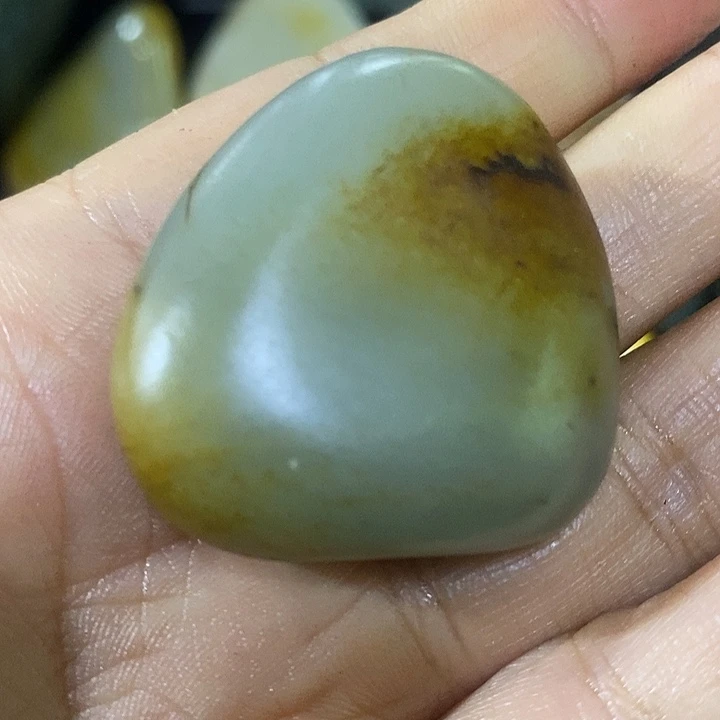 未镶嵌和田玉（糖玉）挂件