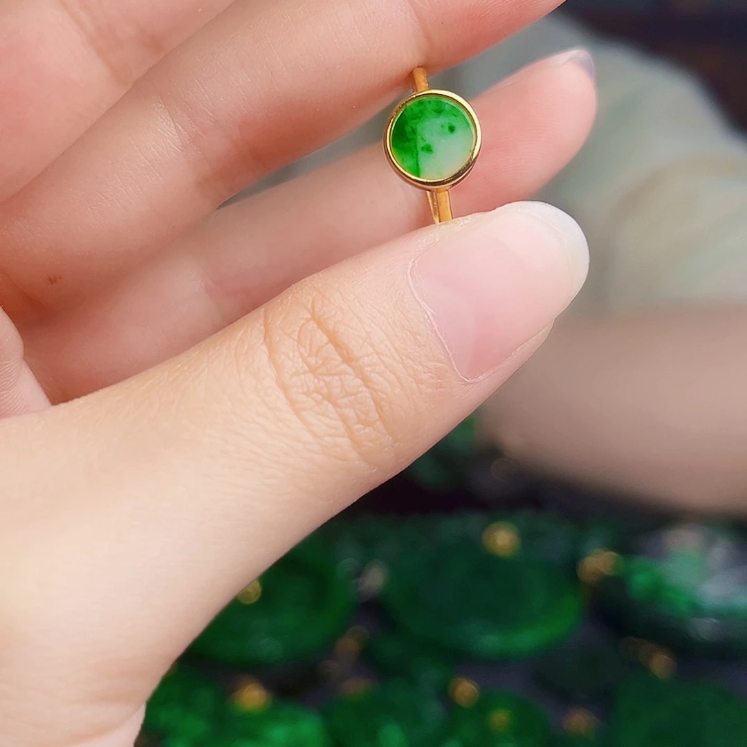 颈饰银S925镶嵌翡翠多样性