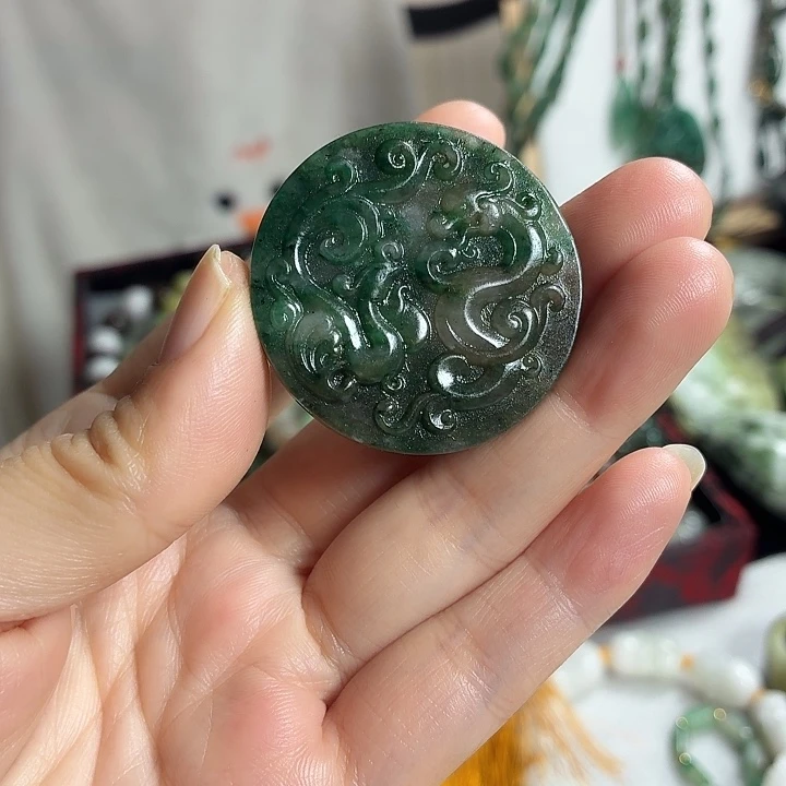 独山玉未镶嵌吊坠