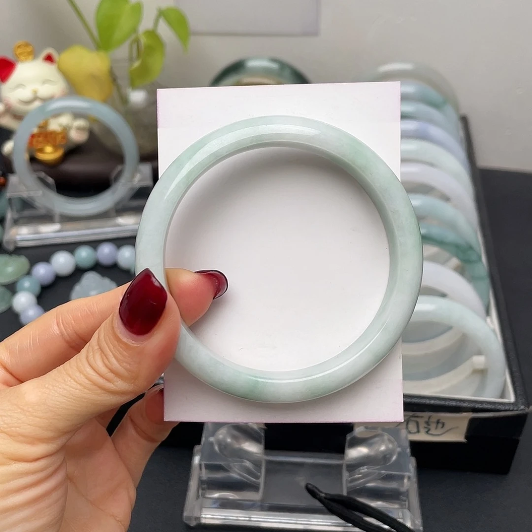 翡翠手镯未镶嵌59.6正圈