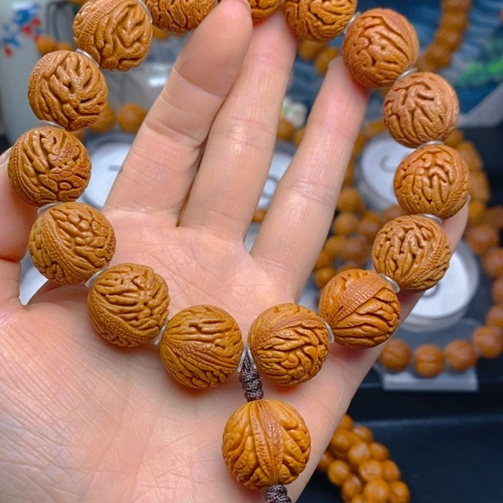 桃核手串1.8888888888888