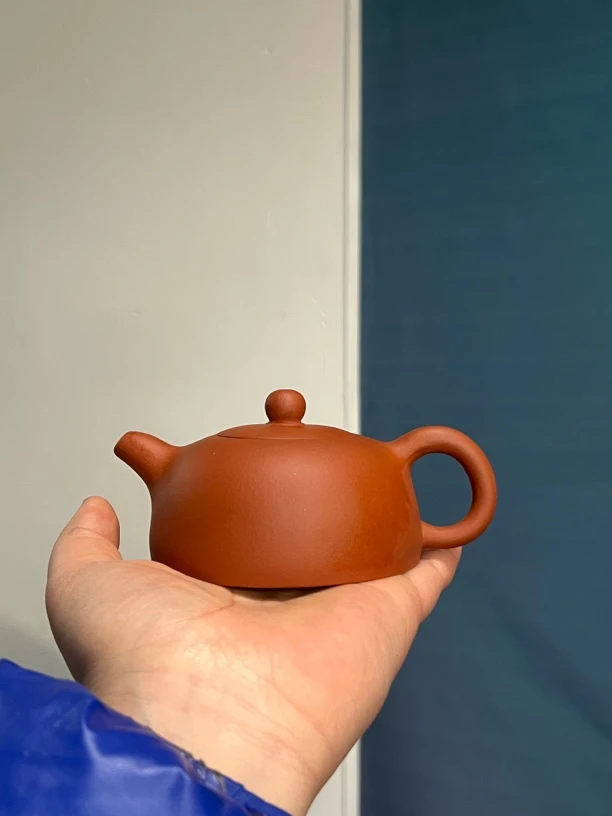 宜兴紫砂壶红清水半月