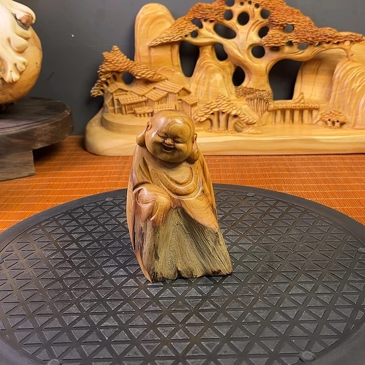 柏木（崖柏）弥勒摆件