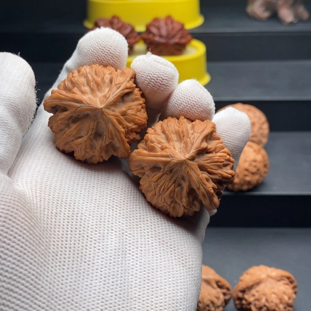 把件文玩核桃刘**雄御龙球奔41