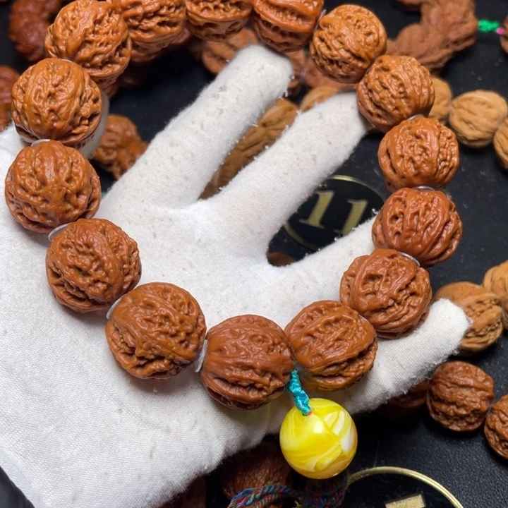 文玩核桃手串粗筋肉纹珊瑚