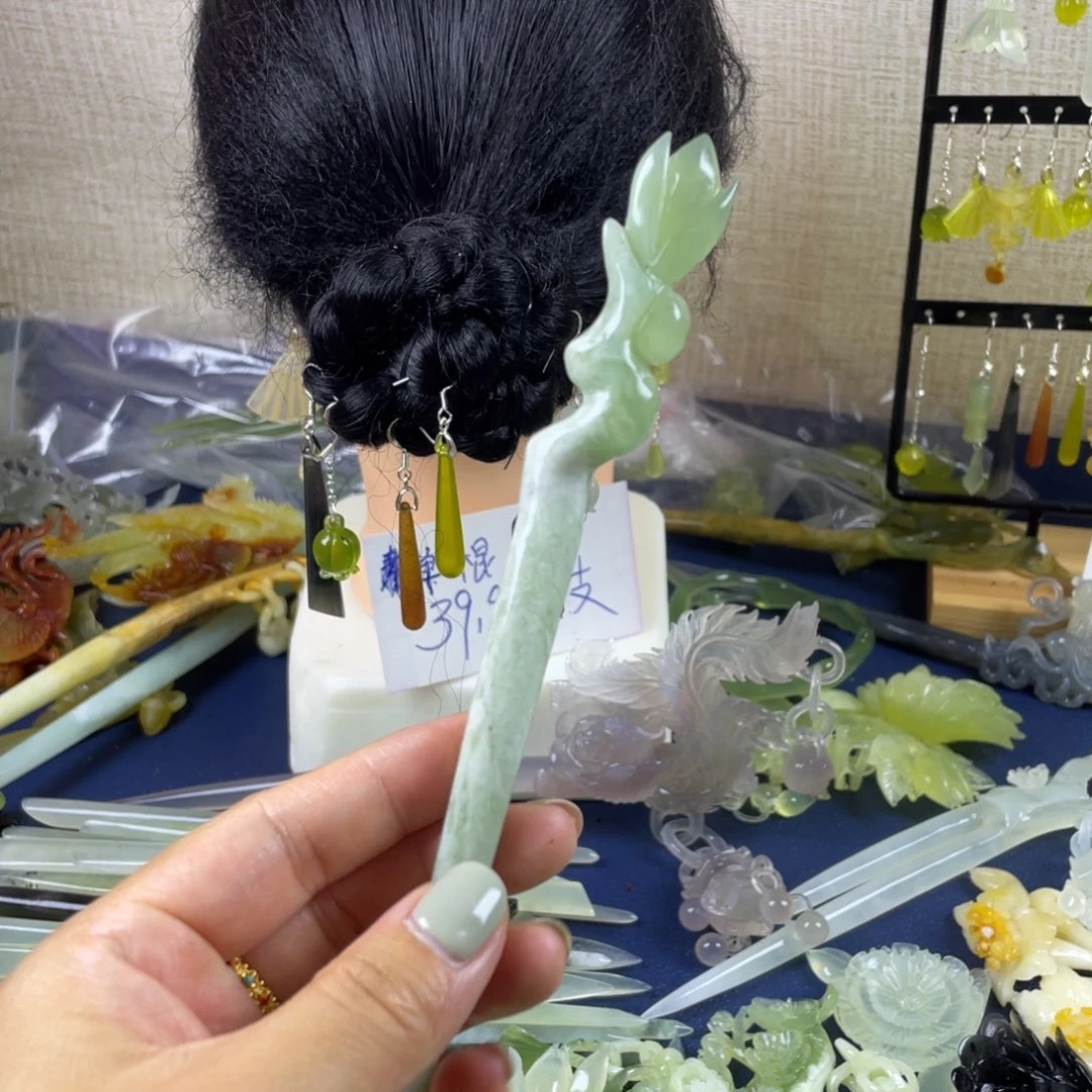 琰***蛇纹石玉未镶嵌发饰