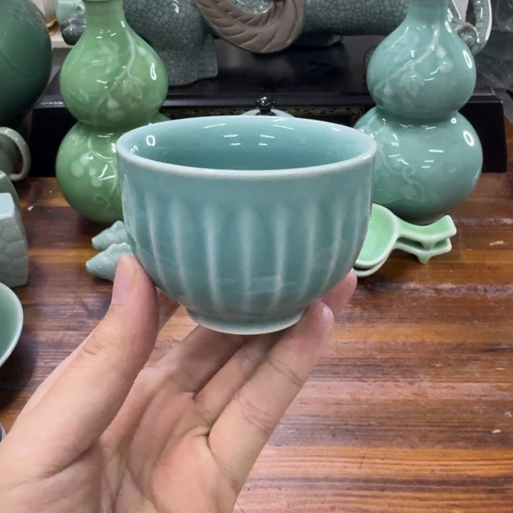 龙泉青瓷茶具微瑕5166