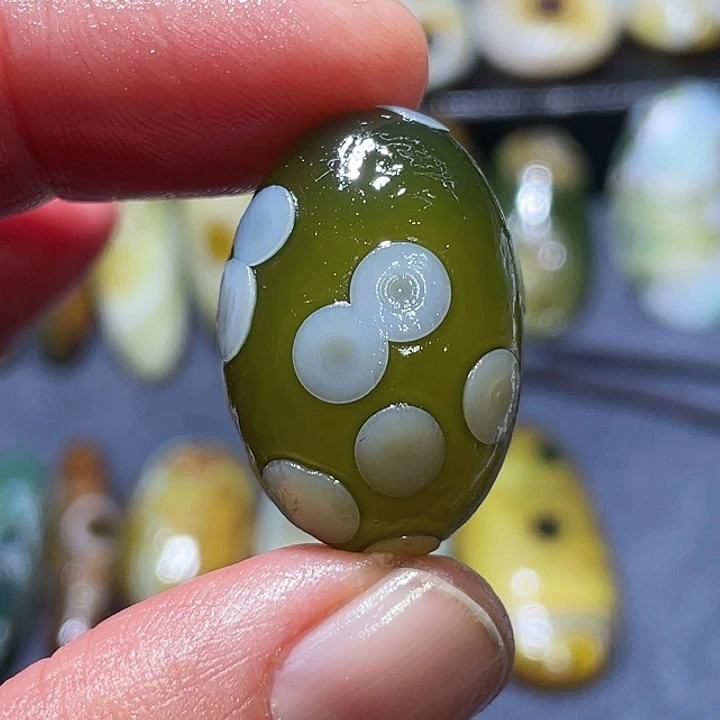 玛瑙/玉髓未镶嵌珠宝奇石