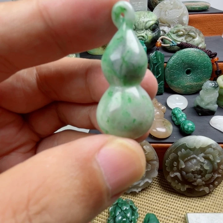 未镶嵌独山玉珠宝半成品
