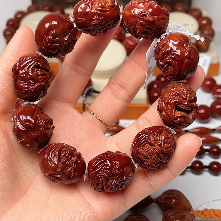 橄榄核手串爱****缘玉化恶僧