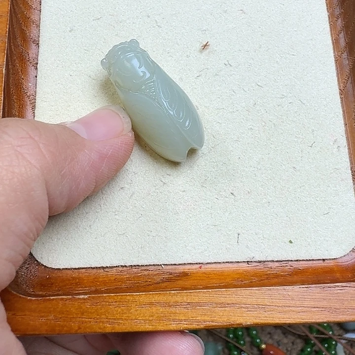 瑶***3和田玉未镶嵌颈饰