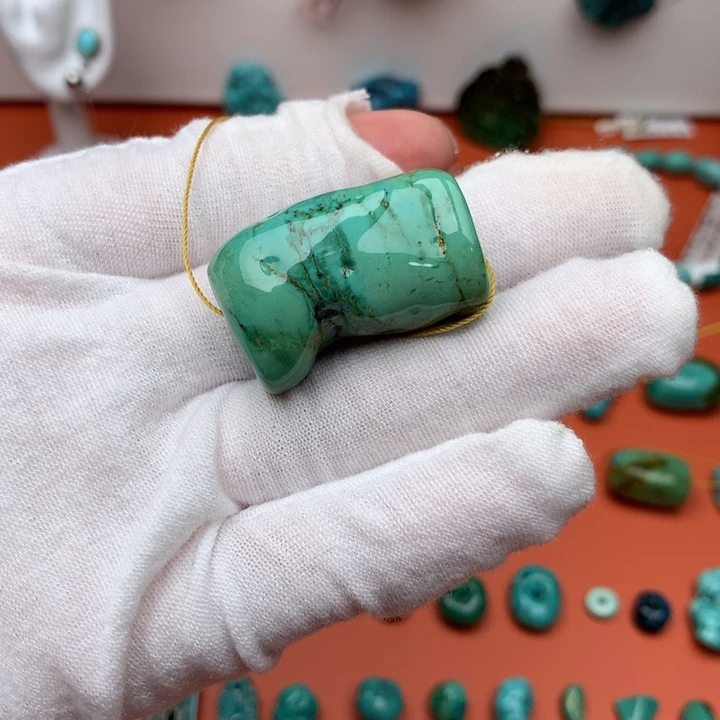 未镶嵌绿松石珠宝奇石