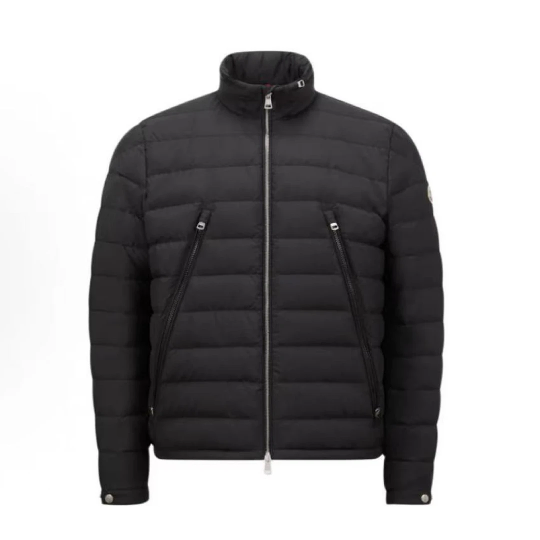 未使用 MONCLER/蒙口 Moncler 立领拉链羽绒服 6码 BB10236