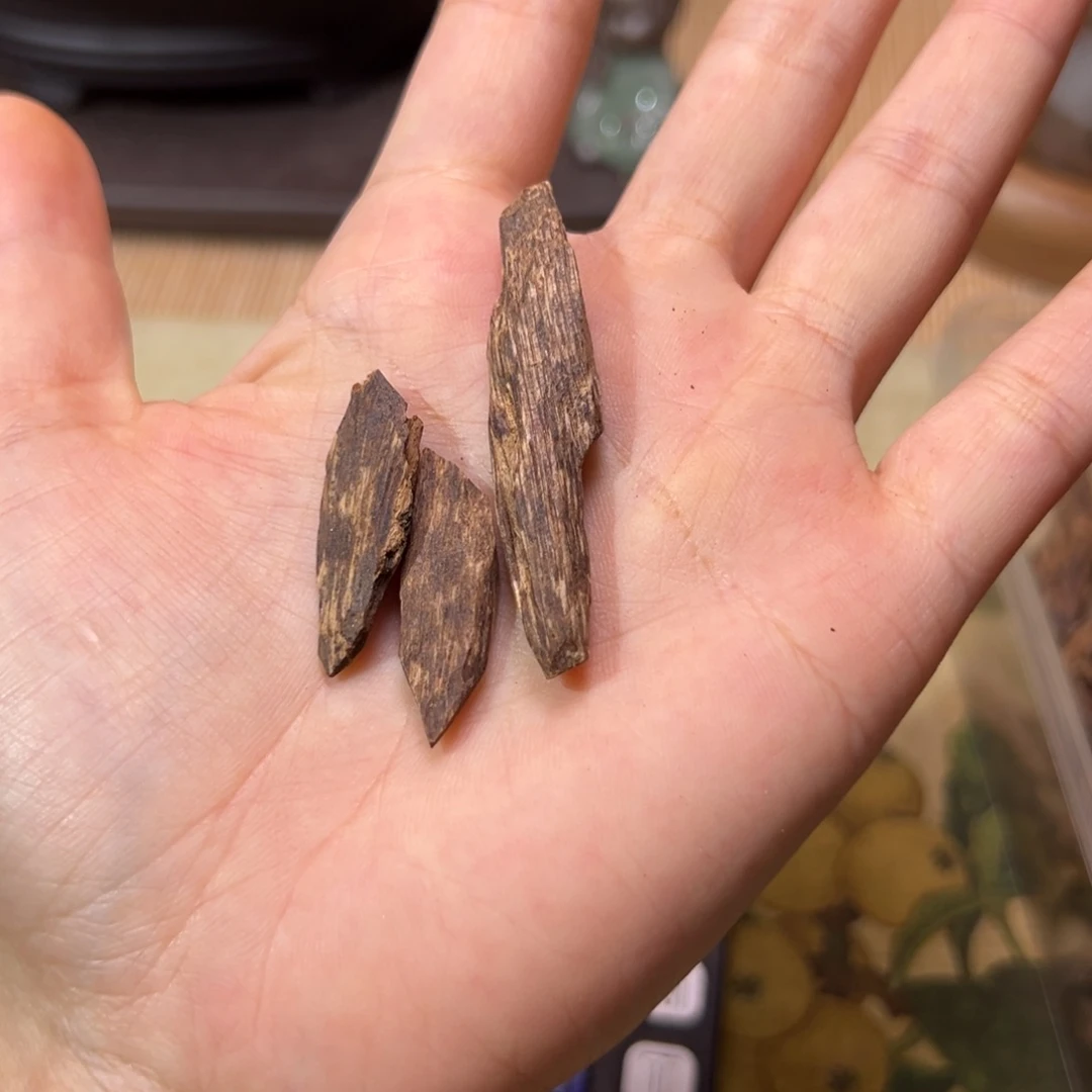 【闪购商品】香榧木海南木料大山70年代糖结牙沉2克