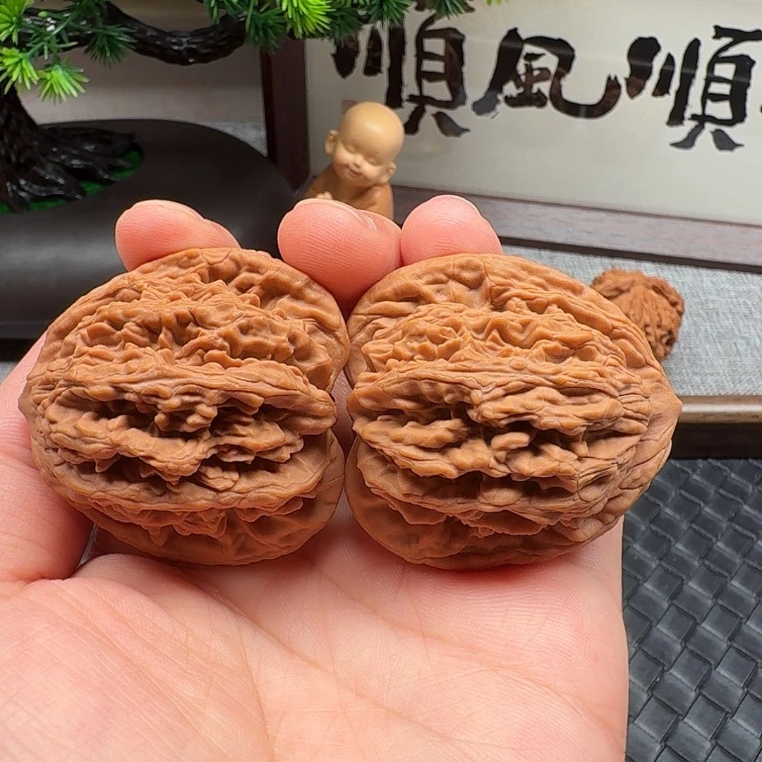 文玩核桃把件虎头42