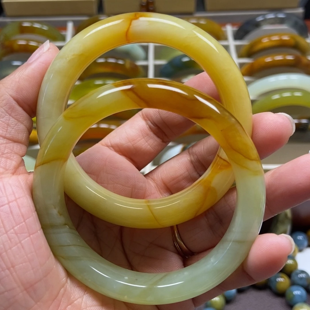 A***⁵未镶嵌蛇纹石玉手串