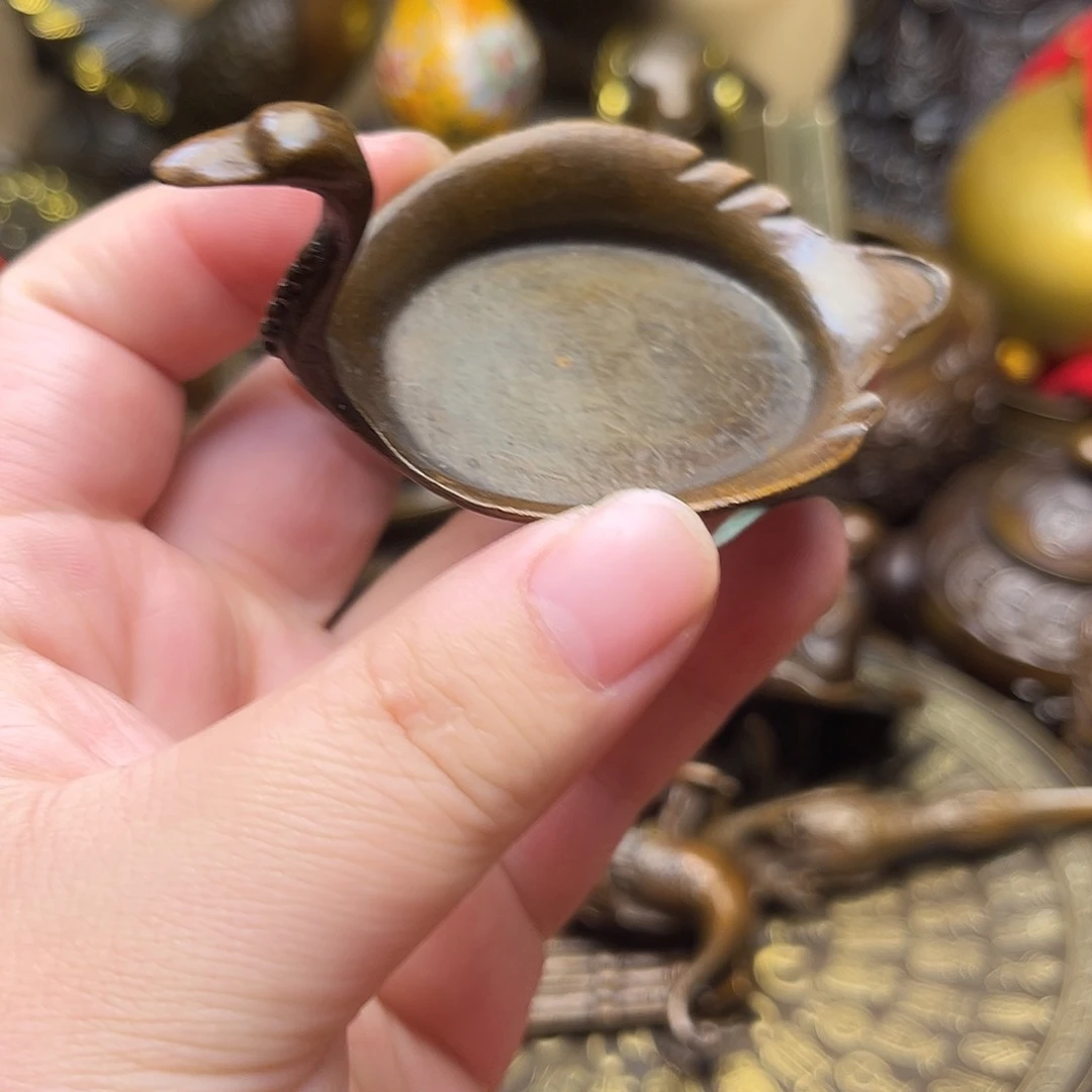 精美铜器批发档口
