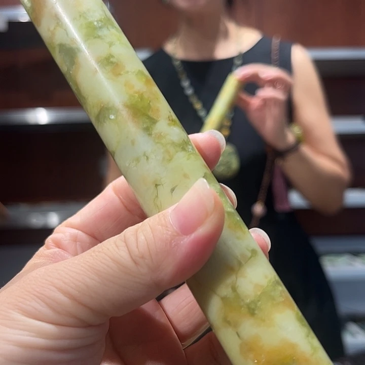 岫玉未镶嵌毛衣链