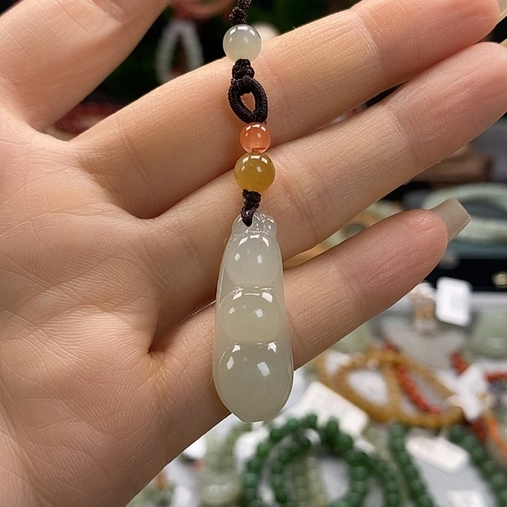 和田玉未镶嵌手机链