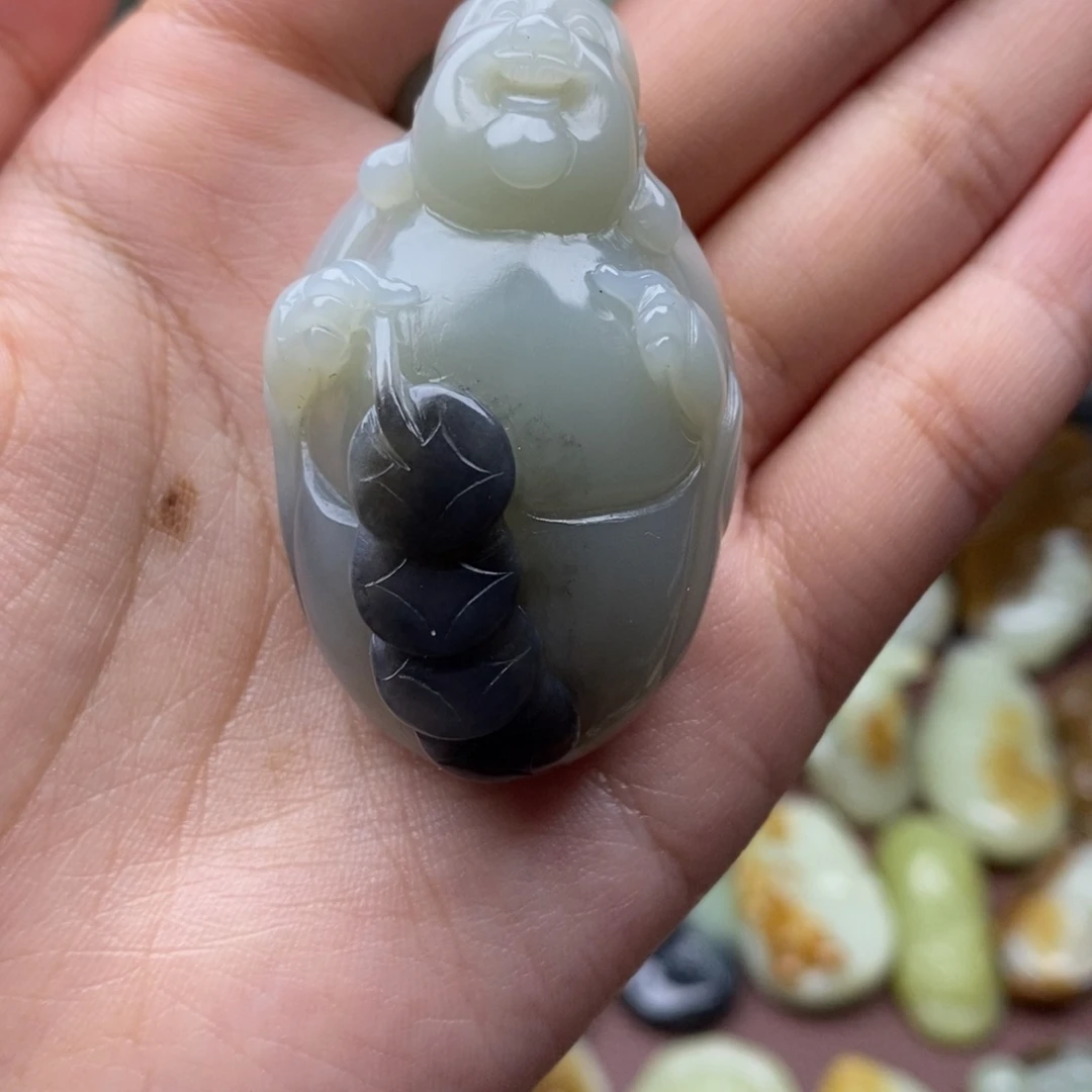 项链未镶嵌和田玉（糖玉）