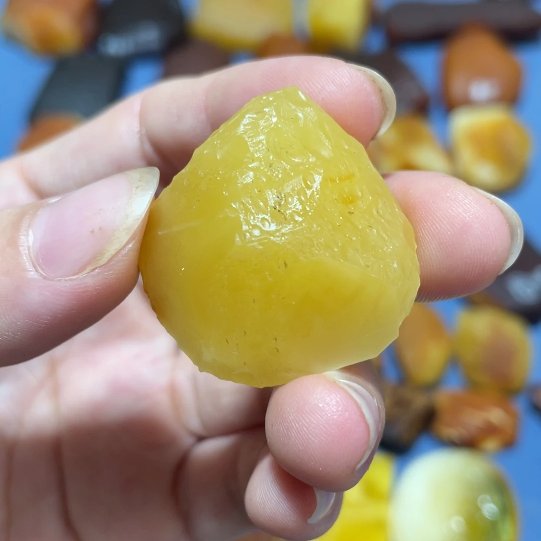 定制蜜蜡未镶嵌随形