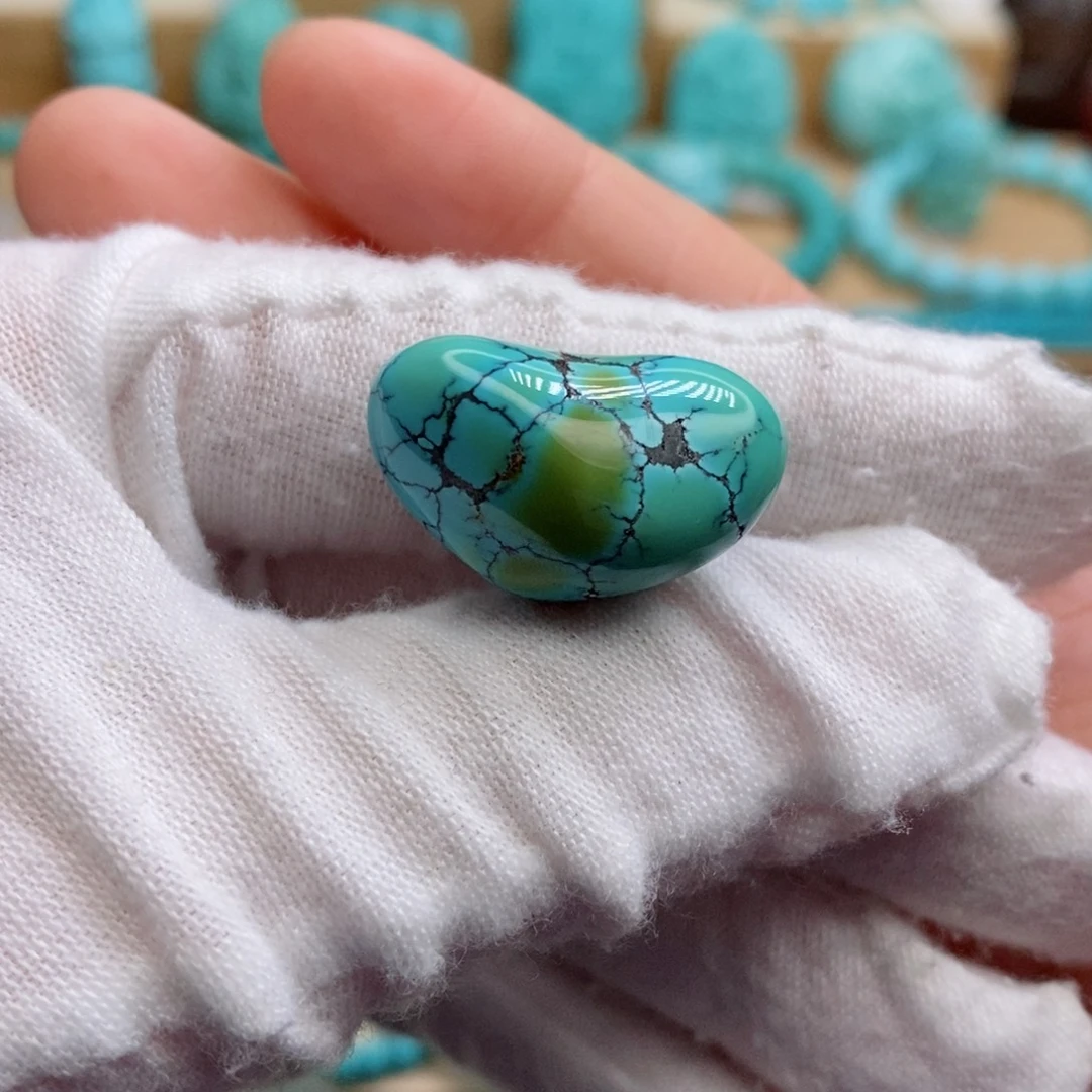 绿松石未镶嵌原矿高瓷无油无科技