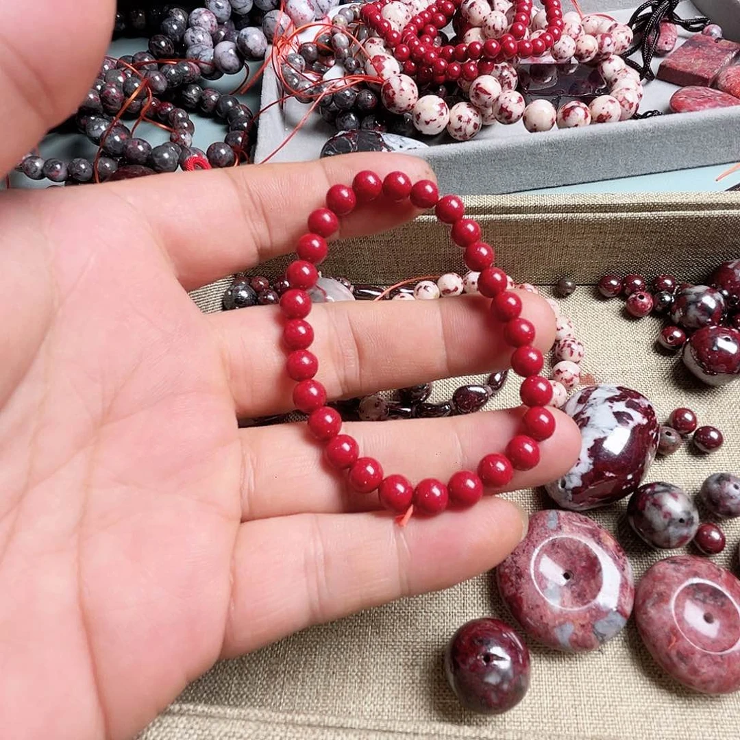 天然朱砂辰石吊坠