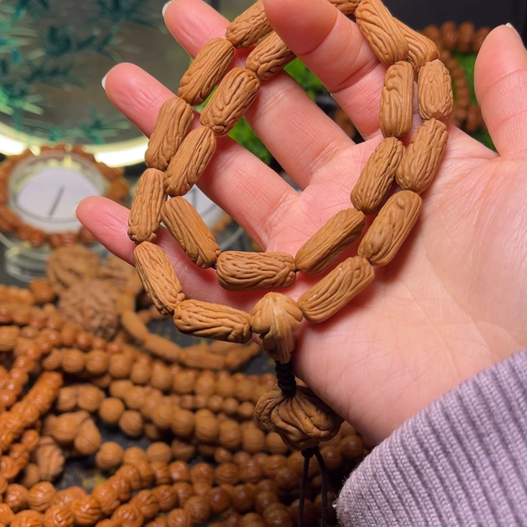 *****核桃脖挂桃核111111