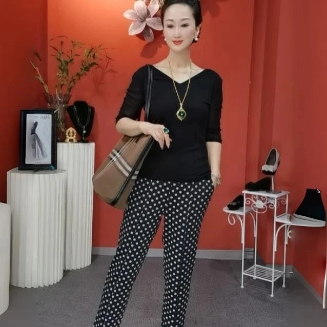 8686 时尚波点萝卜裤中腰宽松直筒设计显瘦百搭秋款裤子