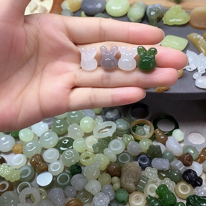 未镶嵌和田玉挂件98一个多样性发其一