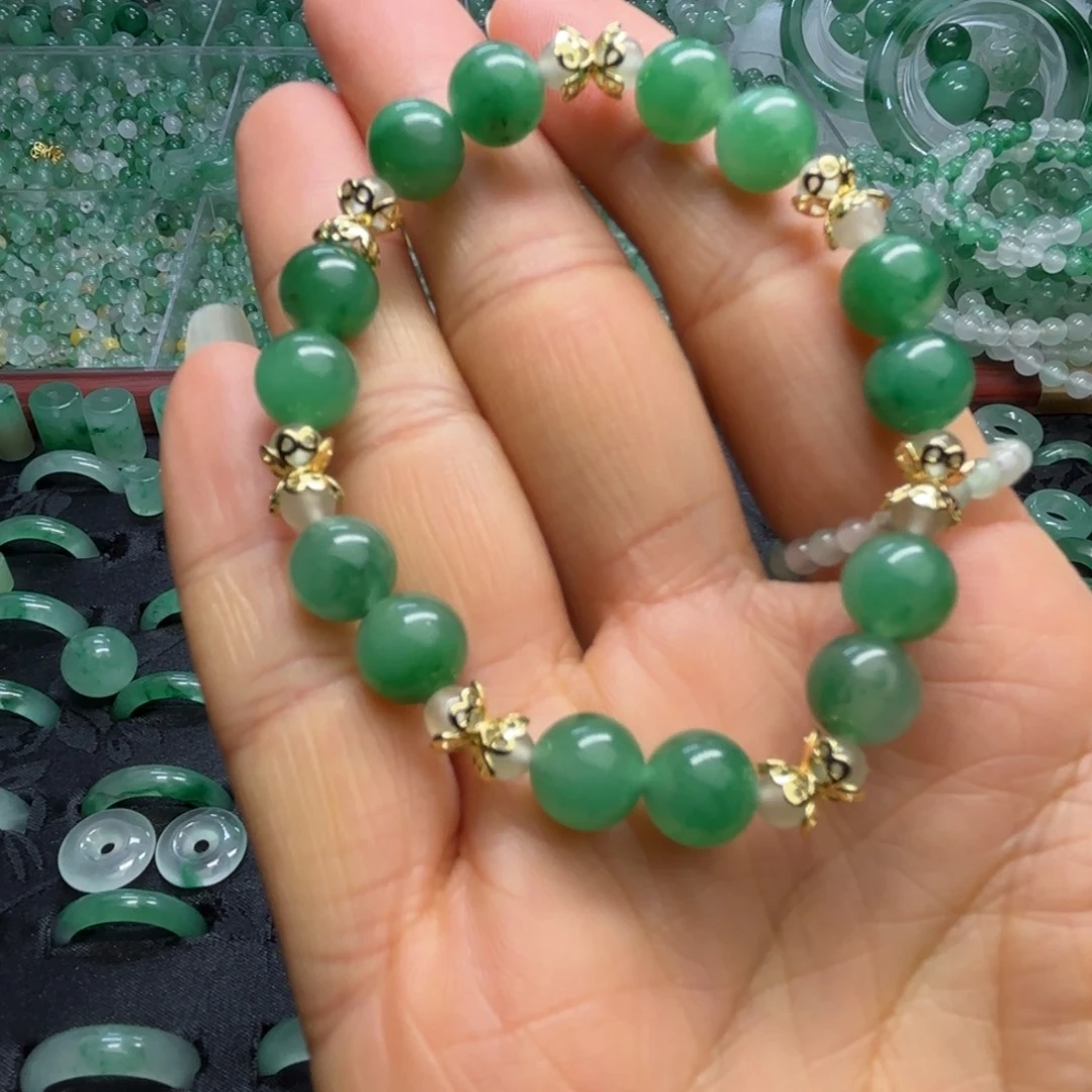 石英质玉（非洲翠）未镶嵌散珠卡8绿冰珠子手串