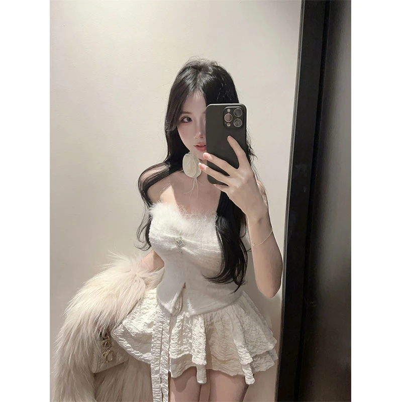 2025秋季新款纯欲甜辣毛毛抹胸设计感开叉显瘦百搭裹胸小件上衣女