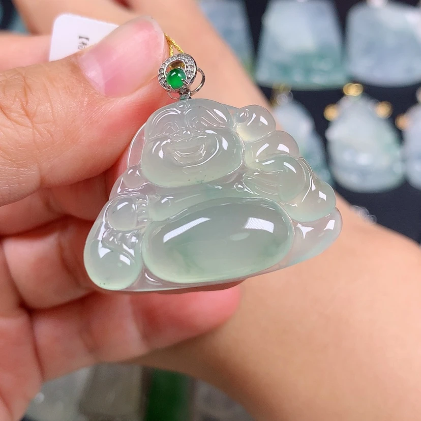 【闪购商品】翡翠18K金镶嵌项链布袋佛