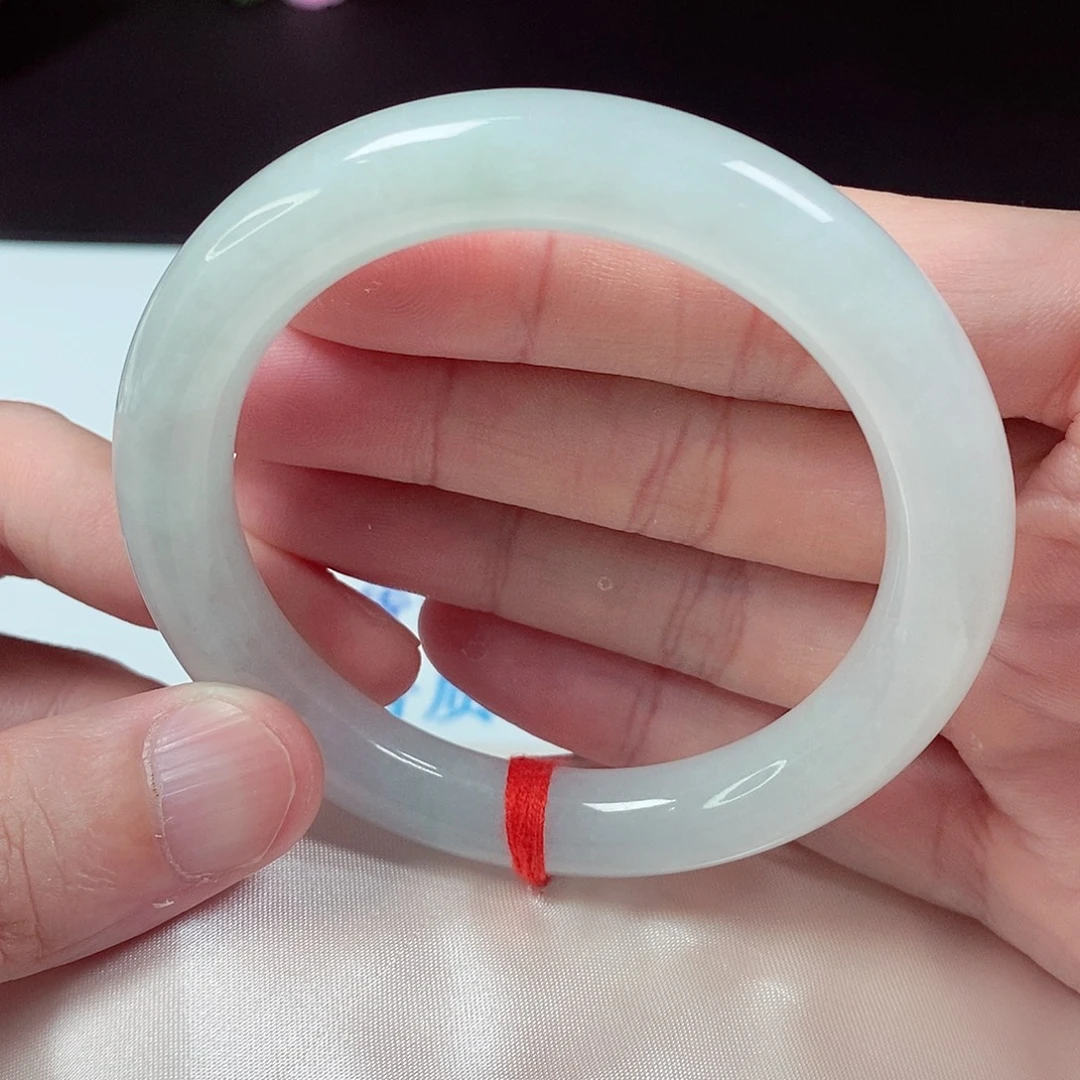 翡翠未镶嵌手镯58圈