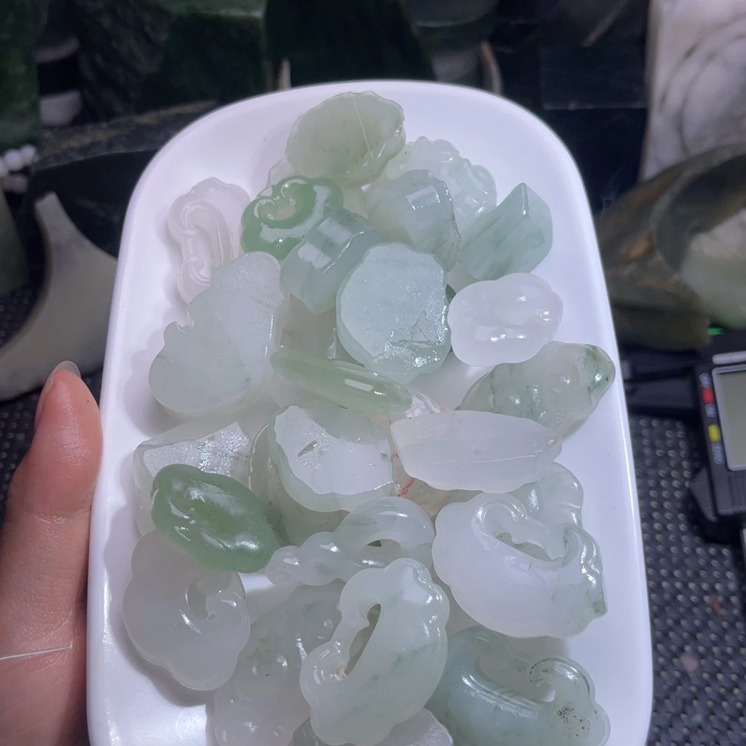 未镶嵌和田玉珠宝半成品