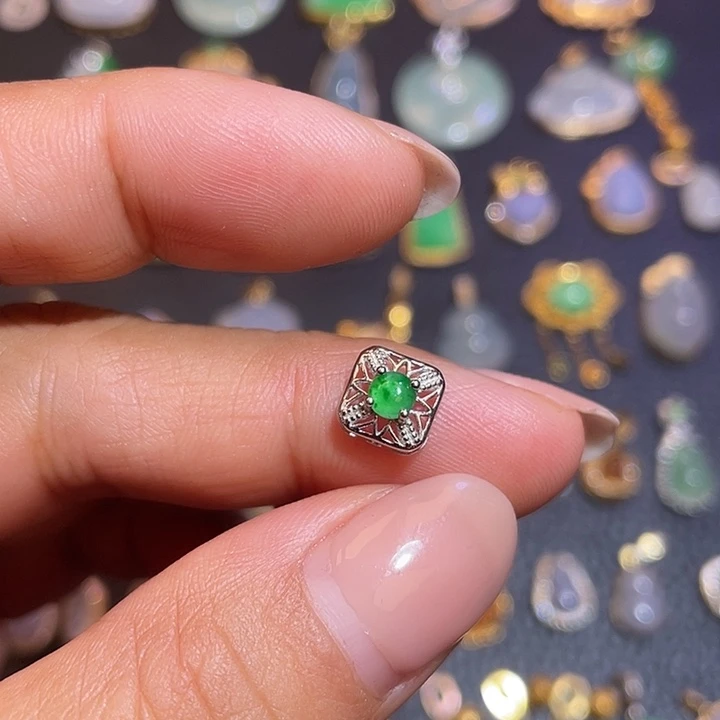 翡翠银S925镶嵌颈饰