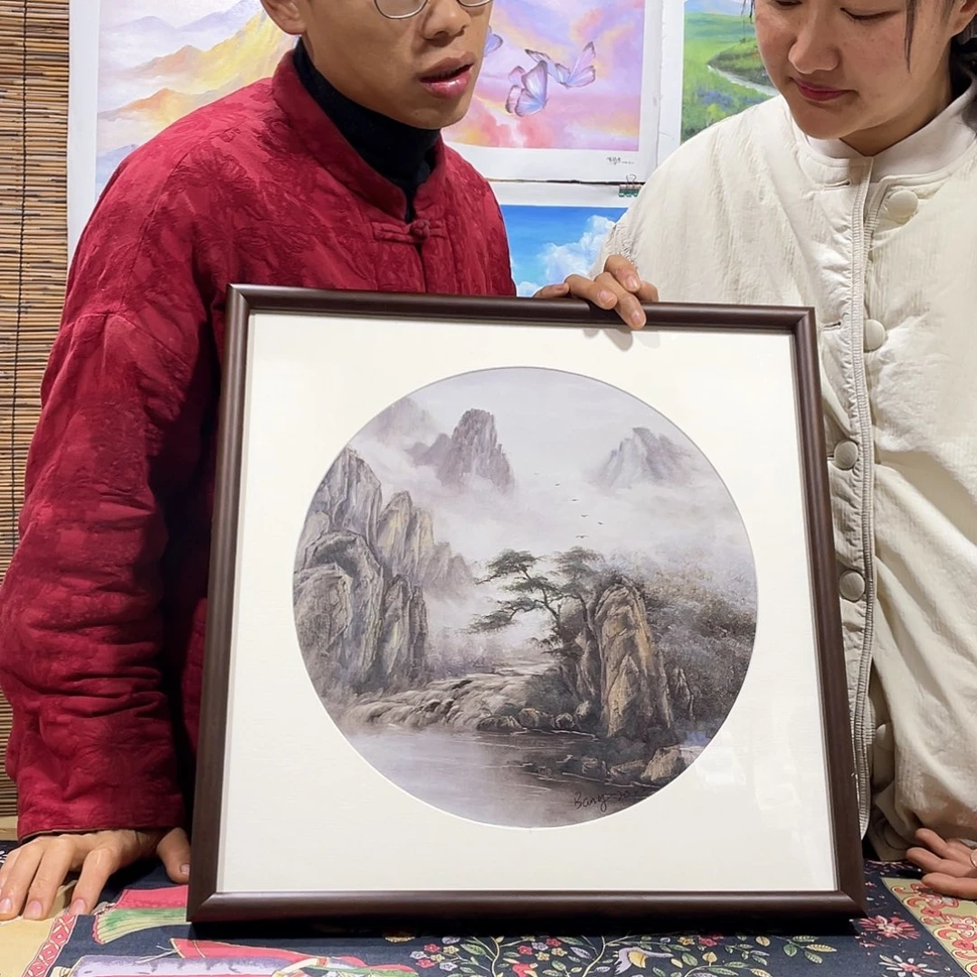 油画薇爽帮恭喜竞拍成功！