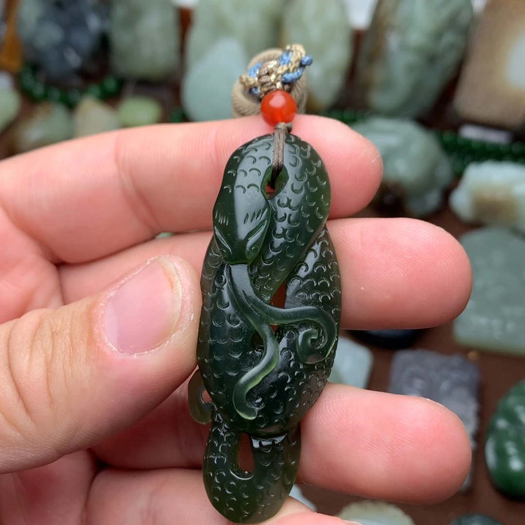 和田玉挂件未镶嵌