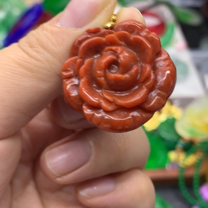 颈饰未镶嵌翡翠吊坠