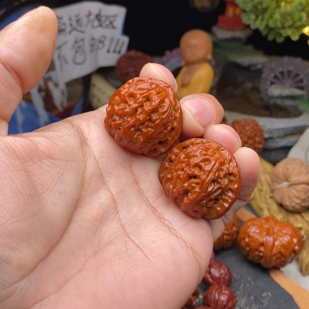 水***天把件文玩核桃白狮子