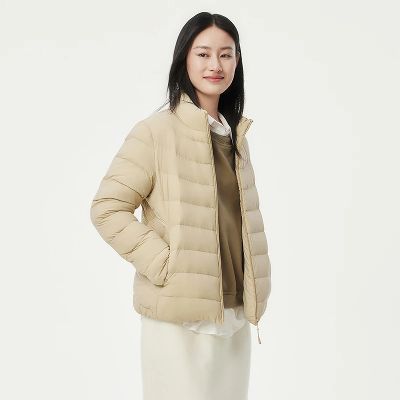 坦博尔轻薄秋冬羽绒服女时尚休闲舒适短款立领上衣外套2025