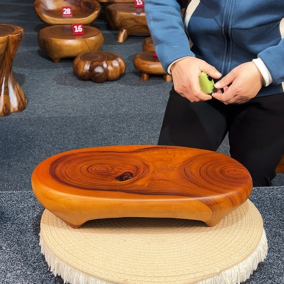 31 号香樟木尺寸：43-25-9cm