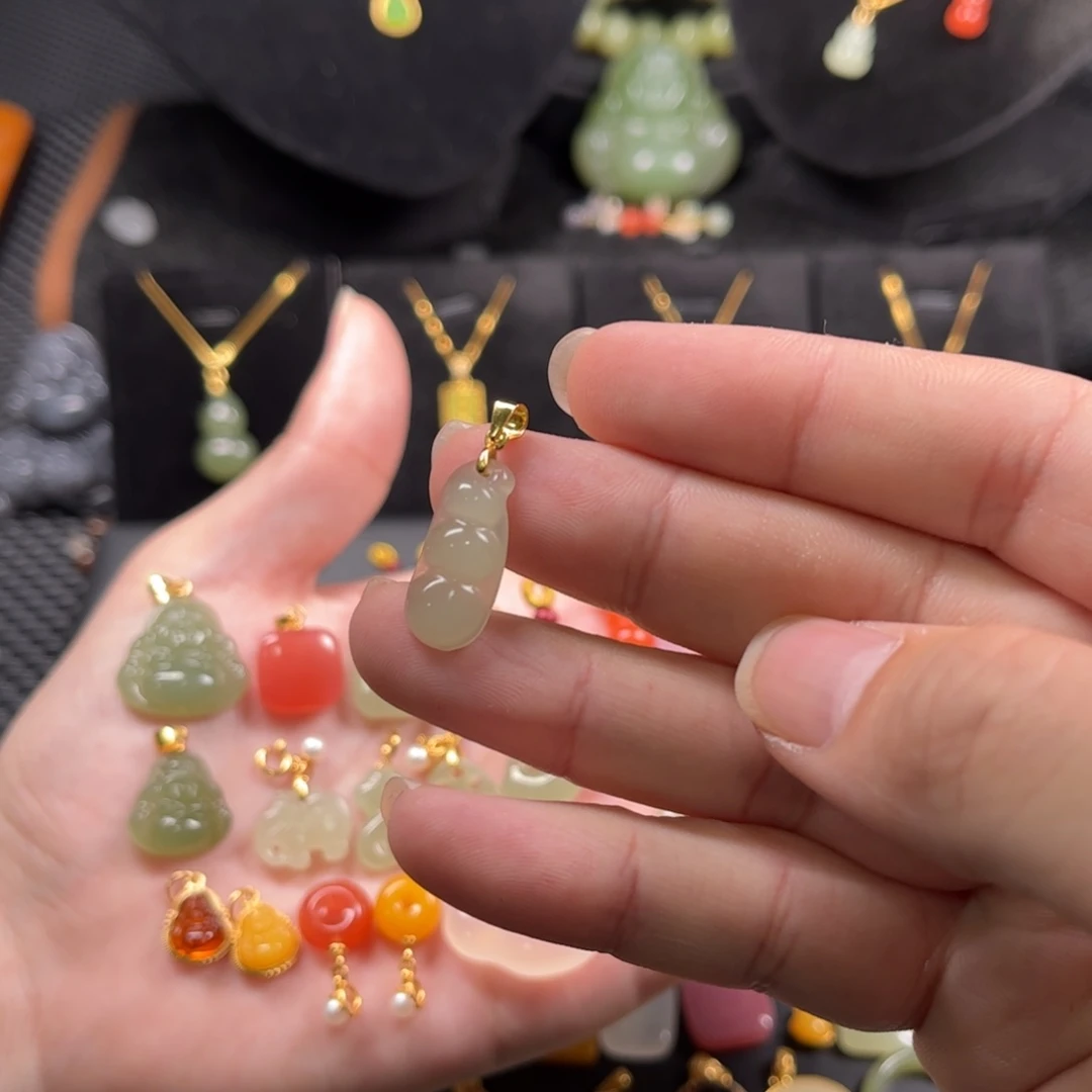 和田玉颈饰银S925镶嵌