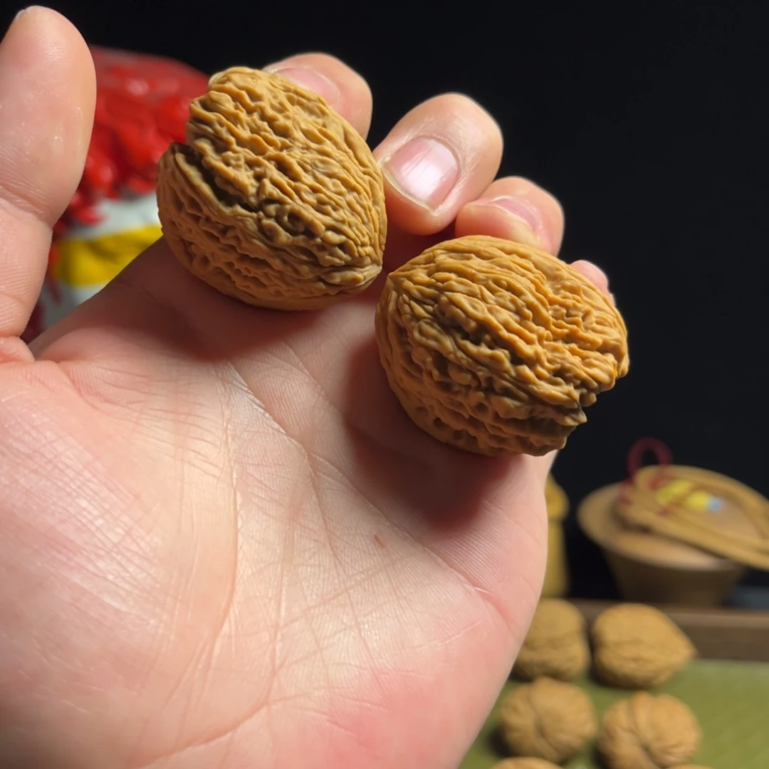 文玩核桃吊坠35拉丝