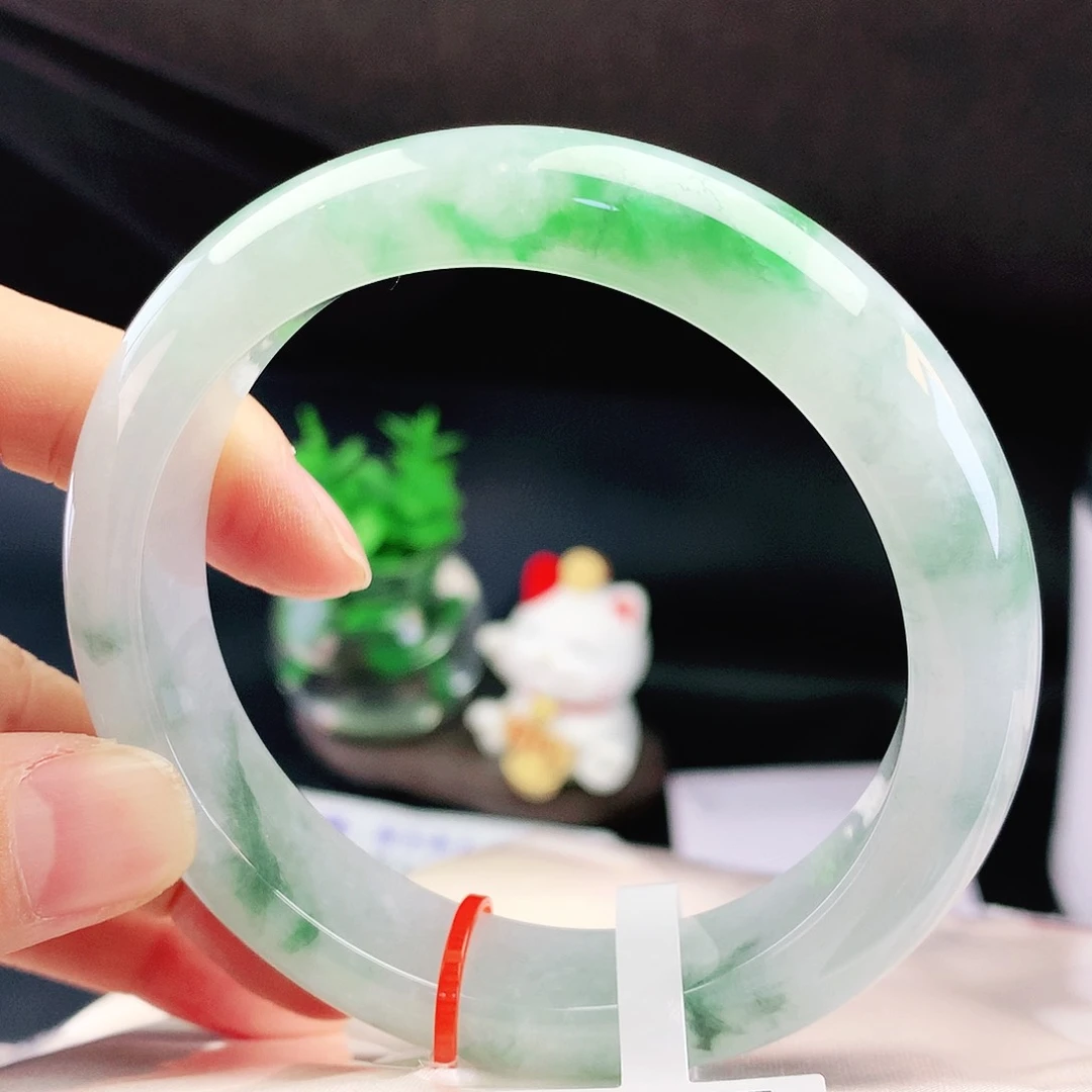 未镶嵌手镯翡翠60轮胎阳绿