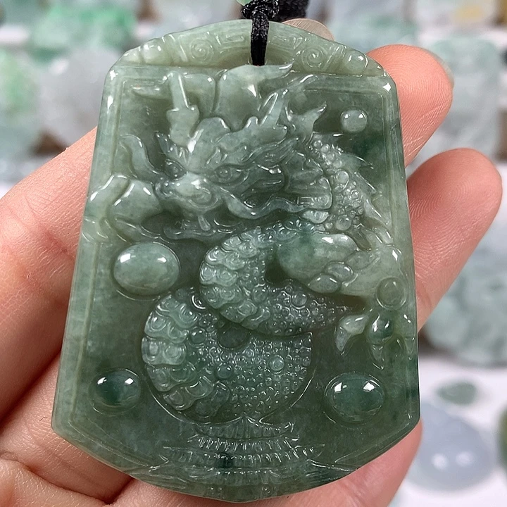翡翠未镶嵌颈饰仿古龙行天下福利