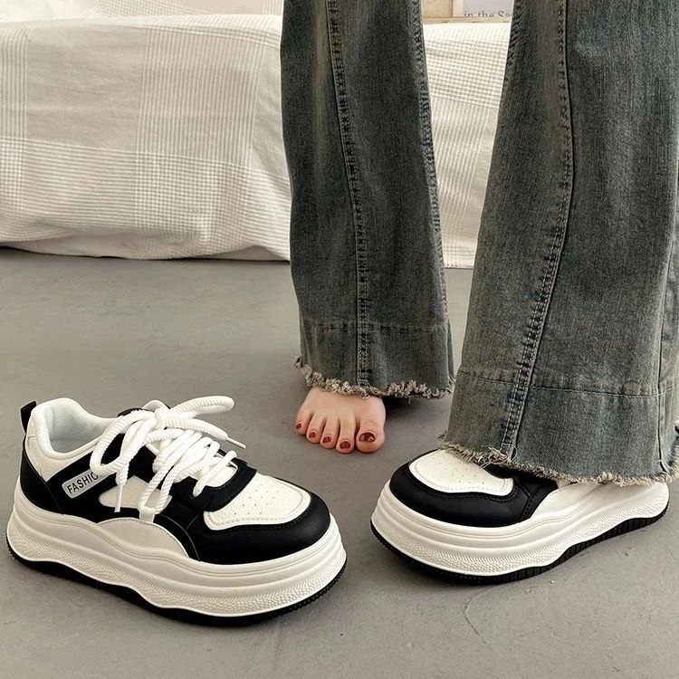 厚底板鞋女2025新款夏季鞋子女ins潮百搭小众黑白熊猫运动休闲鞋