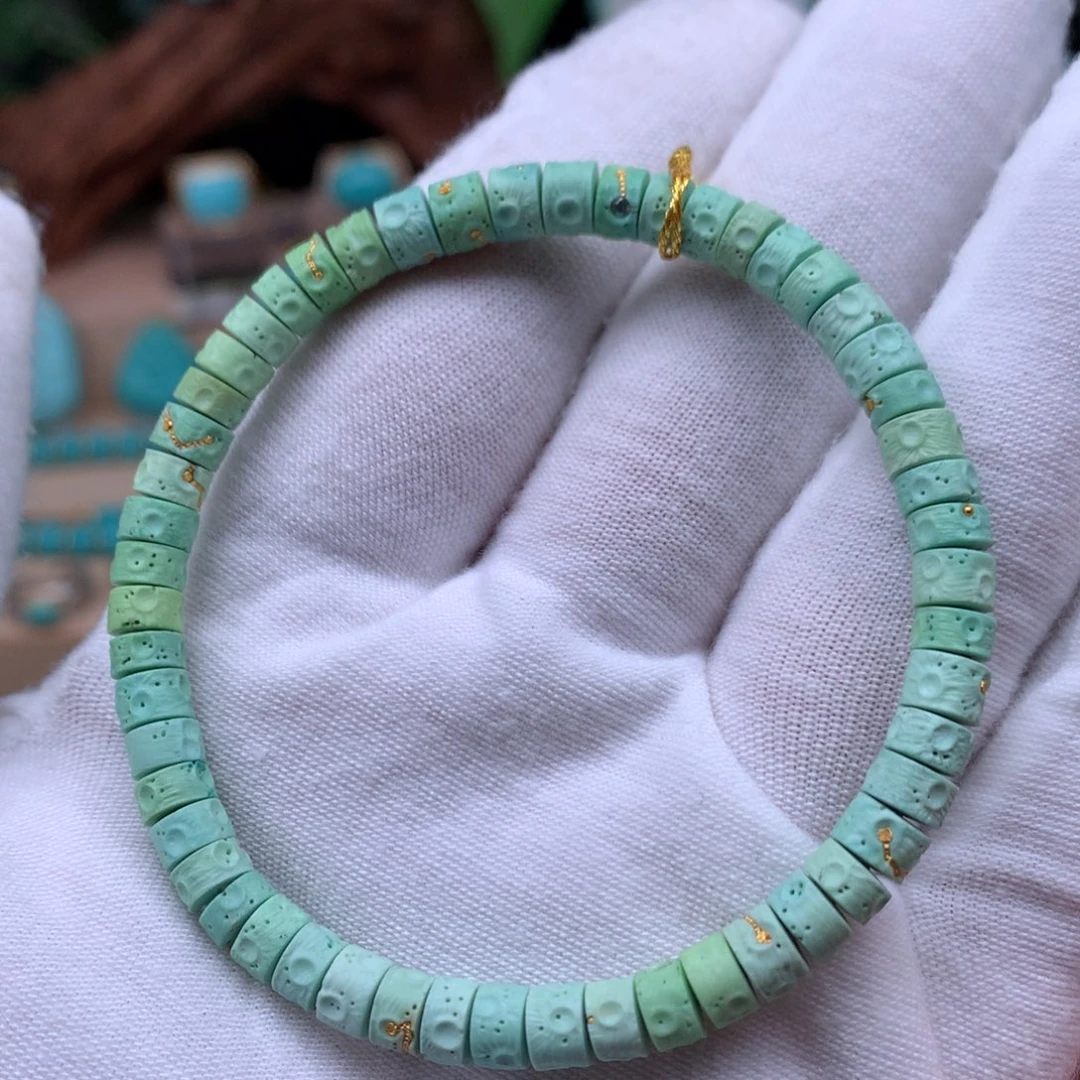 绿松石玉化菜籽黄未镶嵌