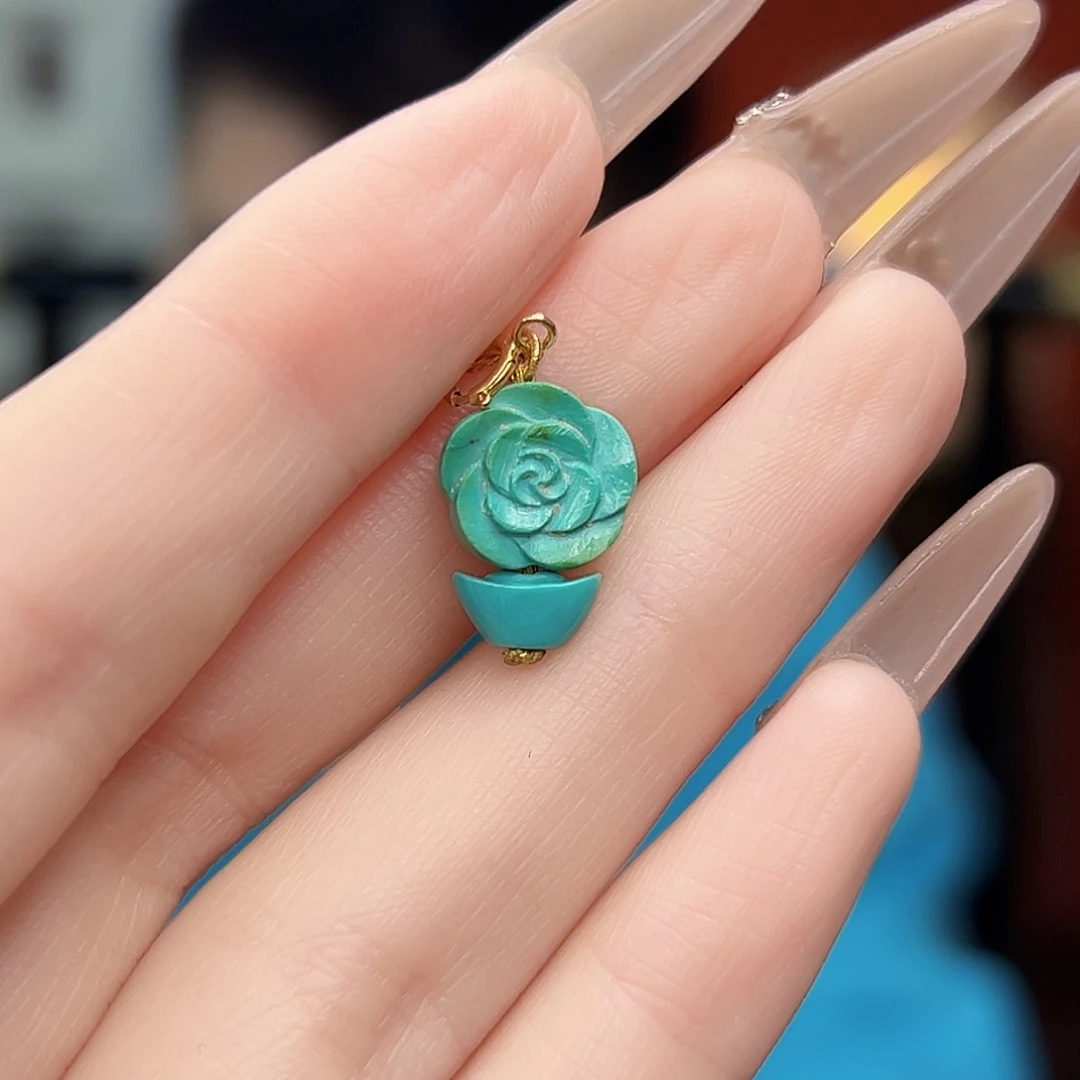 绿松石未镶嵌珠宝奇石