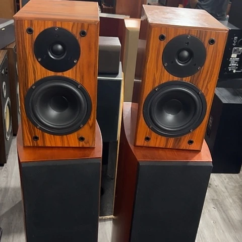 8新小书架不，包邮，